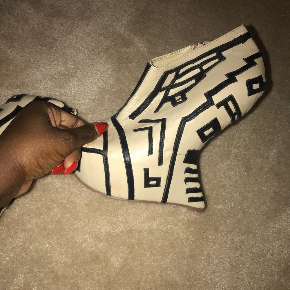 Tribal Guiseppe Zanotti  Curved Platform booties